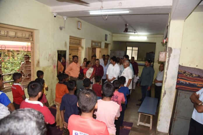 शासन बालकल्याण संकुल संस्थेच्या पाठिशी – पालकमंत्री, प्रकाश आबिटकर